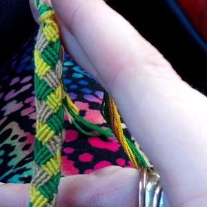 Sdlling bracelets 70 different designs will post